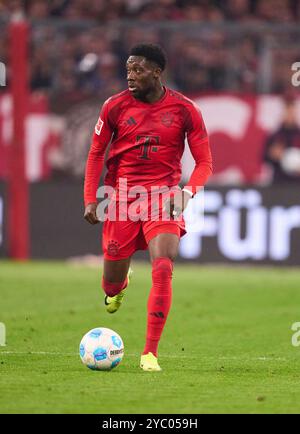 Alphonso DAVIES, FCB 19   in the match  FC BAYERN MUENCHEN - VFB STUTTGART 4-0   on Oct 19, 2024 in Munich, Germany. Season 2024/2025, 1.Bundesliga, FCB,, München, matchday 7, 7.Spieltag Photographer: Peter Schatz   - DFL REGULATIONS PROHIBIT ANY USE OF PHOTOGRAPHS as IMAGE SEQUENCES and/or QUASI-VIDEO - Stock Photo