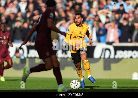 Wolverhampton, UK. 20th Aug, 2024. Matheus Cunha of Wolves during the Premier League match between Wolverhampton Wanderers and Manchester City at Molineux, Wolverhampton on Sunday 20th October 2024. (Photo: Gustavo Pantano | MI News) Credit: MI News & Sport /Alamy Live News Stock Photo