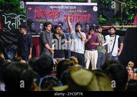 Kolkata, India. 20th Oct, 2024. KOLKATA, INDIA - OCTOBER 20: Junior doctors addressing people at protest site where doctors continuing hunger strike demanding justice for the RG Kar Hospital incident day before the meeting with chief minister Mamata Banerjee at Esplanade, on October 20, 2024 in Kolkata, India. (Photo by Samir Jana/Hindustan Times/Sipa USA ) Credit: Sipa USA/Alamy Live News Stock Photo