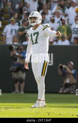 Green Bay Packers kicker Brandon McManus (17), with Daniel Whelan (19 ...