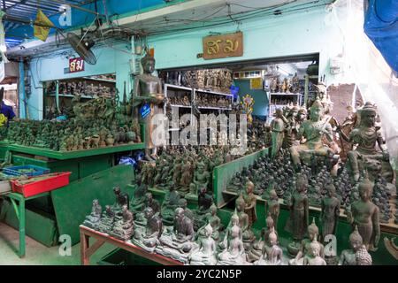 Ta Prachan (Amulet Market) in Bangkok, Thailand, Asia. Thai shop selling amulets, objects, souvenirs. Travel in Southeast Asia Stock Photo