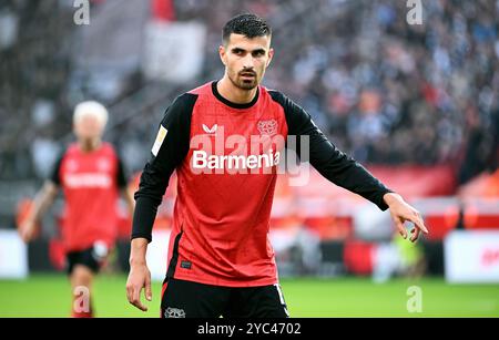 Fussball, Bundesliga, Deutschland, Herren, Saison 2024/2025, 7. Spieltag, BayArena Leverkusen: Bayer Leverkusen - Eintracht Frankfurt 2:1; Martin Terrier (LEV). Aktion, Einzelbild. Stock Photo