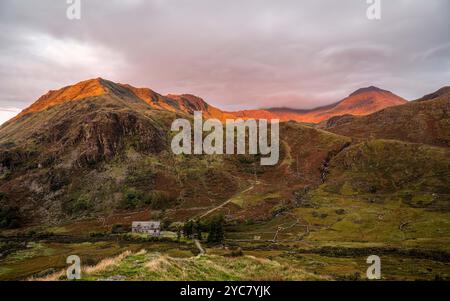 Sunrise over Snowdon, Snowdonia, North Wales Stock Photo