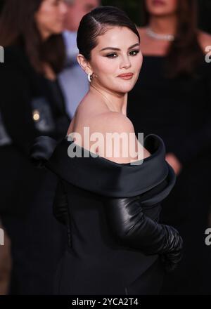 HOLLYWOOD, LOS ANGELES, CALIFORNIA, USA - OCTOBER 21: Selena Gomez wearing Elie Saab arrives at the Los Angeles Premiere of Netflix's 'Emilia Perez' held at The Egyptian Theatre Hollywood on October 21, 2024 in Hollywood, Los Angeles, California, United States. (Photo by Xavier Collin/Image Press Agency) Stock Photo