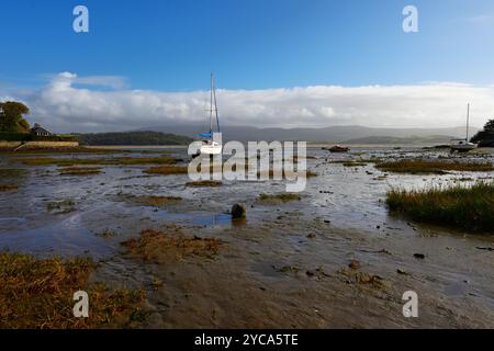 seaside village of Borth-y-Gest near Porthmadog on the West Wales coast, Gwynedd Wales UK with colourful cottages and seaside outlook Stock Photo