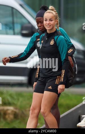 Frankfurt, Deutschland. 22nd Oct, 2024. Frankfurt, Deutschland 22. Oktober 2024: Fußball-Frauen-Nationalmannschaft - Training - 22.10. 2024 Im Bild: Giulia Gwinn (Deutschland) Credit: dpa/Alamy Live News Stock Photo