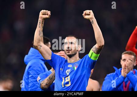 Budapest, Ungheria. 26th Sep, 2022. Foto Fabio Ferrari/LaPresse 26 Settembre 2022 - Budapest, Ungheria - sport, calcio - Ungheria vs Italia - Uefa Nations League - Gruppo C Giornata 6/6 - Stadio Puskas Arena Park.Nella foto: i giocatori dell'italia esultano a fine partita.Leonardo Bonucci (Italy)September 26, 2022 Budapest, Hungary - sport soccer- Uefa Nations League - Group C 6/6 - Stadium Puskas Arena Park.-Park.In the pic:italy team celebrates end of the match Leonardo Bonucci (Italy) Credit: LaPresse/Alamy Live News Stock Photo