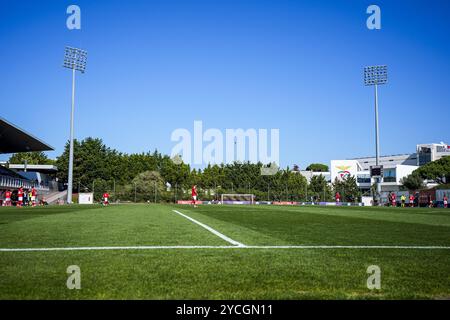 Lisbon, Portugal. 23rd Oct, 2024. Lisbon - Overview of the stadium during the third round of new format of the UEFA Youth League 2024/2025. The match is set between SL Benfica U19 and Feyenoord U19 at Futebol Campus Benfica on 23 October 2024 in Lisbon, Portugal. Credit: box to box pictures/Alamy Live News Stock Photo