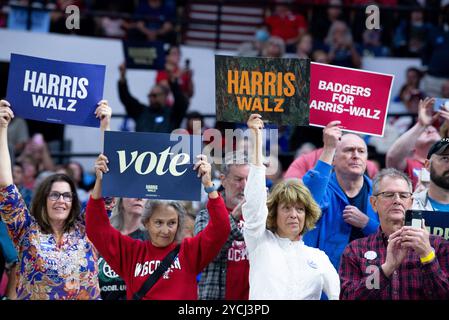 Madison, USA. 22nd Oct, 2024. Attendees cheer at a Democratic Party rally in support of Kamala Harris' campaign for president in Madison, WI on Tuesday, October 22nd 2024. (Photo by Cullen Granzen/Sipa USA) Credit: Sipa USA/Alamy Live News Stock Photo