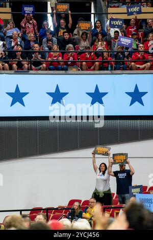 Madison, USA. 22nd Oct, 2024. Attendees cheer at a Democratic Party rally in support of Kamala Harris' campaign for president in Madison, WI on Tuesday, October 22nd 2024. (Photo by Cullen Granzen/Sipa USA) Credit: Sipa USA/Alamy Live News Stock Photo