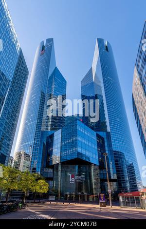 Generale View of the bank Societe Generale headquarters Friday, March 21, 2025 ...