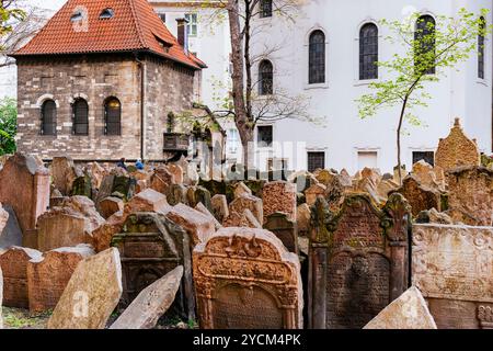 Old Jewish Cemetery, more of 12.500 tombstones spanning three and half centuries of prague jewry. Jewish town, Prague, Czech Republic, Europe Stock Photo