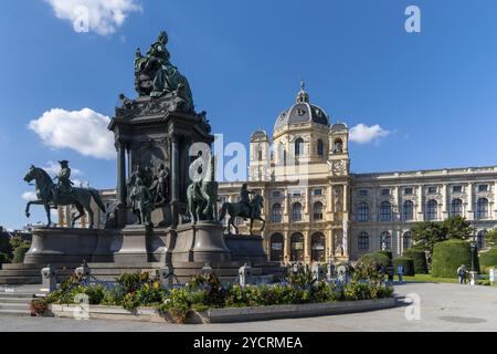 Vienna, Austria, 22 September, 2022: the Maria Theresa Monument and natural history museum in downtown Vienna, Europe Stock Photo