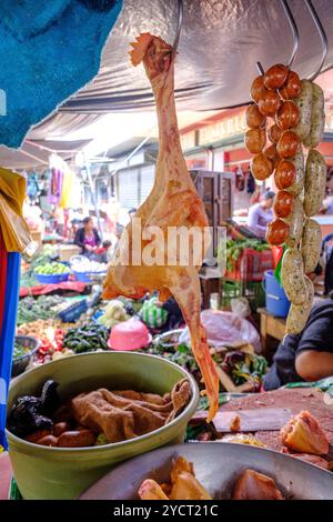 Plucked chicken for sale, traditional market, Nebaj, Quiché Department, Guatemala, Central America Stock Photo