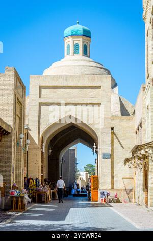 Street bazaar in Bukhara, Uzbekistan Stock Photo