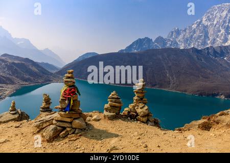 Everest Basce Camp trek in Nepal, Himalayas mountains view. Beautiful landscape of snow summit mountain peaks and glaciers in Himalaya Stock Photo