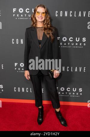 October 23, 2024, New York, New York, United States: Brooke Shields attends New York Premiere of Conclave at AMC Lincoln Square (Credit Image: © Lev Radin/Pacific Press via ZUMA Press Wire) EDITORIAL USAGE ONLY! Not for Commercial USAGE! Stock Photo