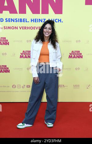 Amy Mußul bei der Premiere der Disney Serie 'Becoming Karl Lagerfeld ...