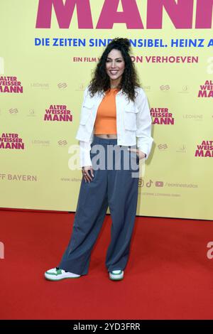 Amy Mußul bei der Premiere der Disney Serie 'Becoming Karl Lagerfeld ...