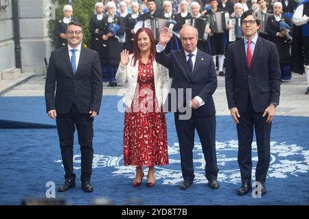 Oviedo, Spain, 25th October, 2024: The members of the Princess of Asturias Award for International Cooperation, the Organization of Ibero-American States for Education, Science and Culture (EOI) during the Princess of Asturias Awards 2024, on October 25, 2024, at the Campoamor Theater, in Oviedo, Spain. Credit: Alberto Brevers / Alamy Live News. Stock Photo