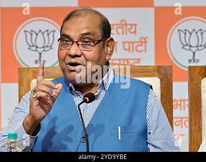 Mumbai, India. 25th Oct, 2024. MUMBAI, INDIA - OCTOBER 25: Retd Director General of Police of Uttar Pradesh and BJP Rajya Sabha MP Braj Lal addressing press conference at World Trade Centre on October 25, 2024 in Mumbai, India. (Photo by Anshuman Poyrekar/Hindustan Times/Sipa USA) Credit: Sipa USA/Alamy Live News Stock Photo