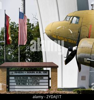 Douglas airplane, The Berlin train at the Air Bridge Memorial, Frankfurt Airport, Germany, Europe Stock Photo