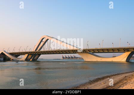 Sheikh Zayed Bridge, Abu Dhabi, United Arab Emirates Stock Photo