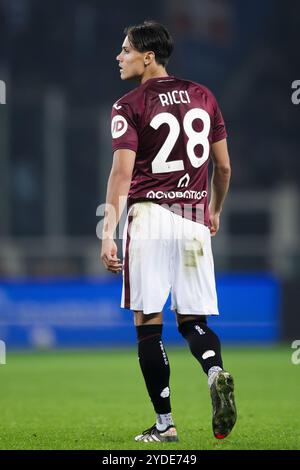 Samuele Ricci of Como 1907 looks on during the Serie A match between ...