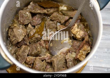 cooked cow lung on Egyptian cuisine, Cow lung is a type of offal used ...