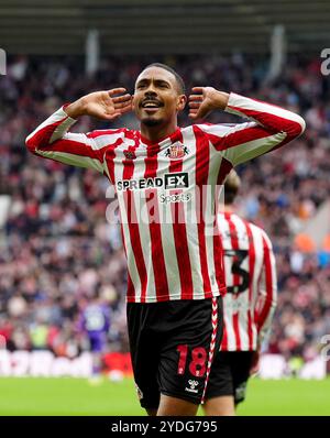 Sunderland's Wilson Isidor celebrates scoring his sides second goal of the game during the Sky Bet Championship match at the Stadium of Light, Sunderland. Picture date: Saturday October 26, 2024. Stock Photo