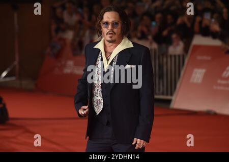 Roma, Lazio. 26th Oct, 2024. Johnny Depp attends the ModiC Three Days On The Wing Of Madness red carpet during the 19th Rome Film Festival at Auditorium Parco Della Musica on October 26, 2024 in Rome, Italy Credit: massimo insabato/Alamy Live News Stock Photo