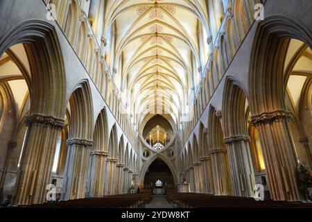 Wells Cathedral, a 12th century Anglican cathedral dedicated to St. Andrew the Apostle, seat of the Bishop of Bath and Wells, Wells, Somerset, England Stock Photo