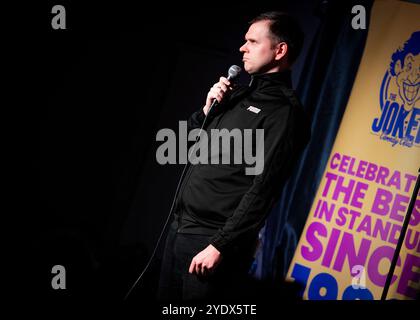 Nick Everritt performing at the Joker Comedy Club, Southend-on-Sea, Essex © Clarissa Debenham (Film Free Photography) / Alamy Stock Photo