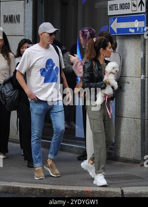 Milan, 28-10-2024 Zinedine Zidane caught walking downtown shopping with his wife Veronique. Stock Photo