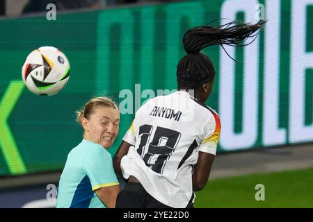 28 October 2024, North Rhine-Westphalia, Duisburg: Soccer, Women: International matches, Germany - Australia, Schauinsland-Reisen-Arena, Clare Hunt (Australia, l-r), Nicole Anyomi (Germany) Photo: Christoph Reichwein/dpa Stock Photo