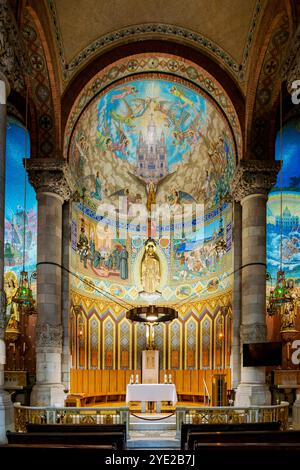 Temple Expiatori del Sagrat Cor, interior, Mount Tibidabo, Barcelona, Catalonia, Spain Stock Photo