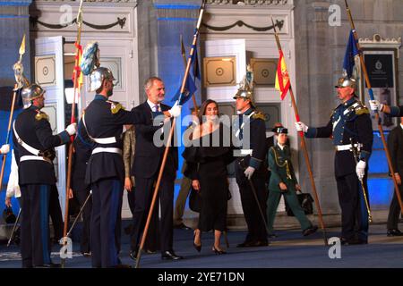 Oviedo, Spain. 27th Oct, 2024. King Felipe VI and Queen Leticia at the Campoamor during the princess awards. The Princess of Asturias Awards have ended in Oviedo after two weeks of events and the presence of the Spanish royal family, on October 27, 2024, in Spain. (Photo by Mercedes Menendez/Pacific Press/Sipa USA) Credit: Sipa USA/Alamy Live News Stock Photo