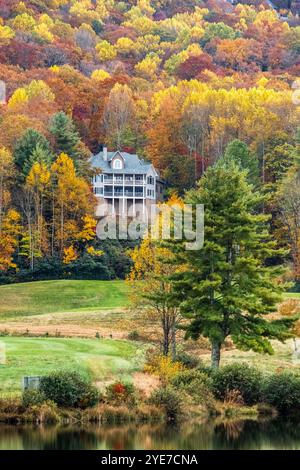 Beautiful autumn color engulfs the Sky Valley Resort and Country Club community in Northeast Georgia between Highlands, NC, and Dillard, GA. (USA) Stock Photo