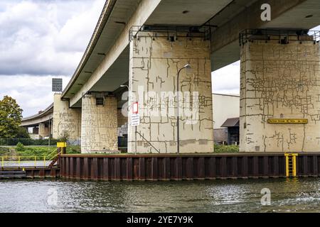 The Berlin Bridge, motorway A59, over the Duisburg port area, 1.8 km long, has a remaining useful life until 2029, due to various damages, such as hai Stock Photo