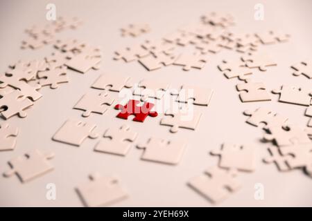 Diversity and inclusion are essential pieces of jigsaw puzzle, forming connection and solution that drive strategy, teamwork, collaboration. piece, di Stock Photo