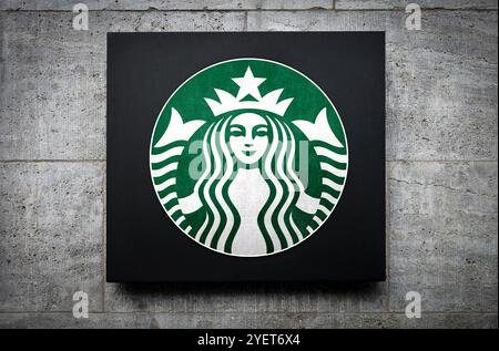 Starbucks company logo Stock Photo