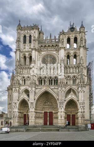 Amiens Cathedral is a Roman Catholic cathedral, France. The cathedral was built between 1220 and c.1270 Stock Photo