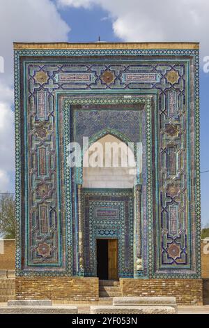 Complex of mausoleums Shahi Zinda in Samarkand, Uzbekistan, Asia Stock Photo