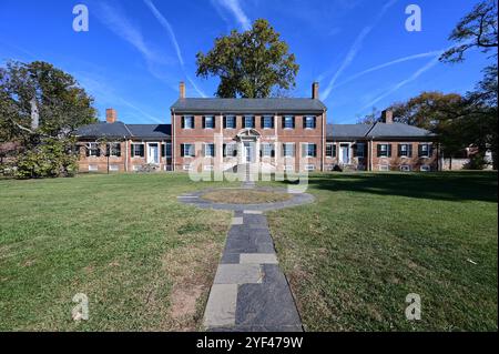 Chatham Manor is a Georgian-style mansion home completed in 1771. Stock Photo