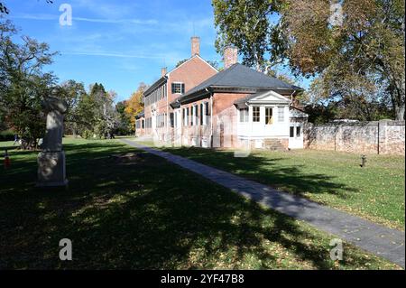 Chatham Manor is a Georgian-style mansion home completed in 1771. Stock Photo