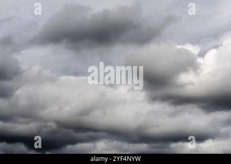 Beautiful view of natural meteorology background, stunning cloud scape, dramatic clouds floating across sky to weather change before summer rain Stock Photo