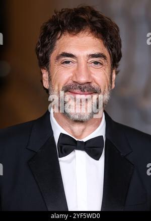 MIRACLE MILE, LOS ANGELES, CALIFORNIA, USA - NOVEMBER 02: Javier Bardem wearing Gucci arrives at the 13th Annual LACMA Art + Film Gala 2024 presented by Gucci held at the Los Angeles County Museum of Art on November 2, 2024 in Miracle Mile, Los Angeles, California, United States. (Photo by Xavier Collin/Image Press Agency) Stock Photo