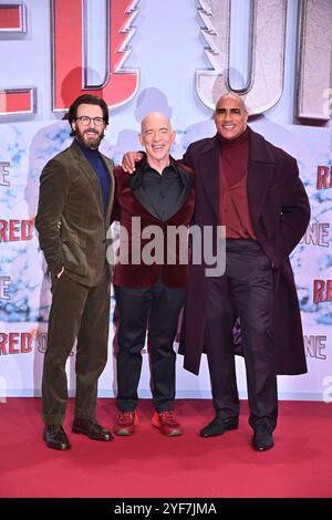 Chris Evans, J.K. Simmons und Dwayne Johnson bei der „Red One - Alarmstufe Weihnachten“ Film Premiere am 3.11.2024 in Berlin Stock Photo