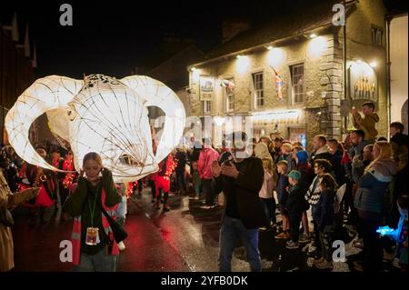 Penrith, Cumbria, UK. 26th October, 2024. Competitors take part in the pint tray race, part of the annual Winter Droving festival. Penrith, Cumbria, U Stock Photo