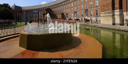 City Hall, Bristol (formerly called the Council House) and fountain,  College Green, Bristol City Centre, England, UK. Taken October 2024. Autumn Stock Photo